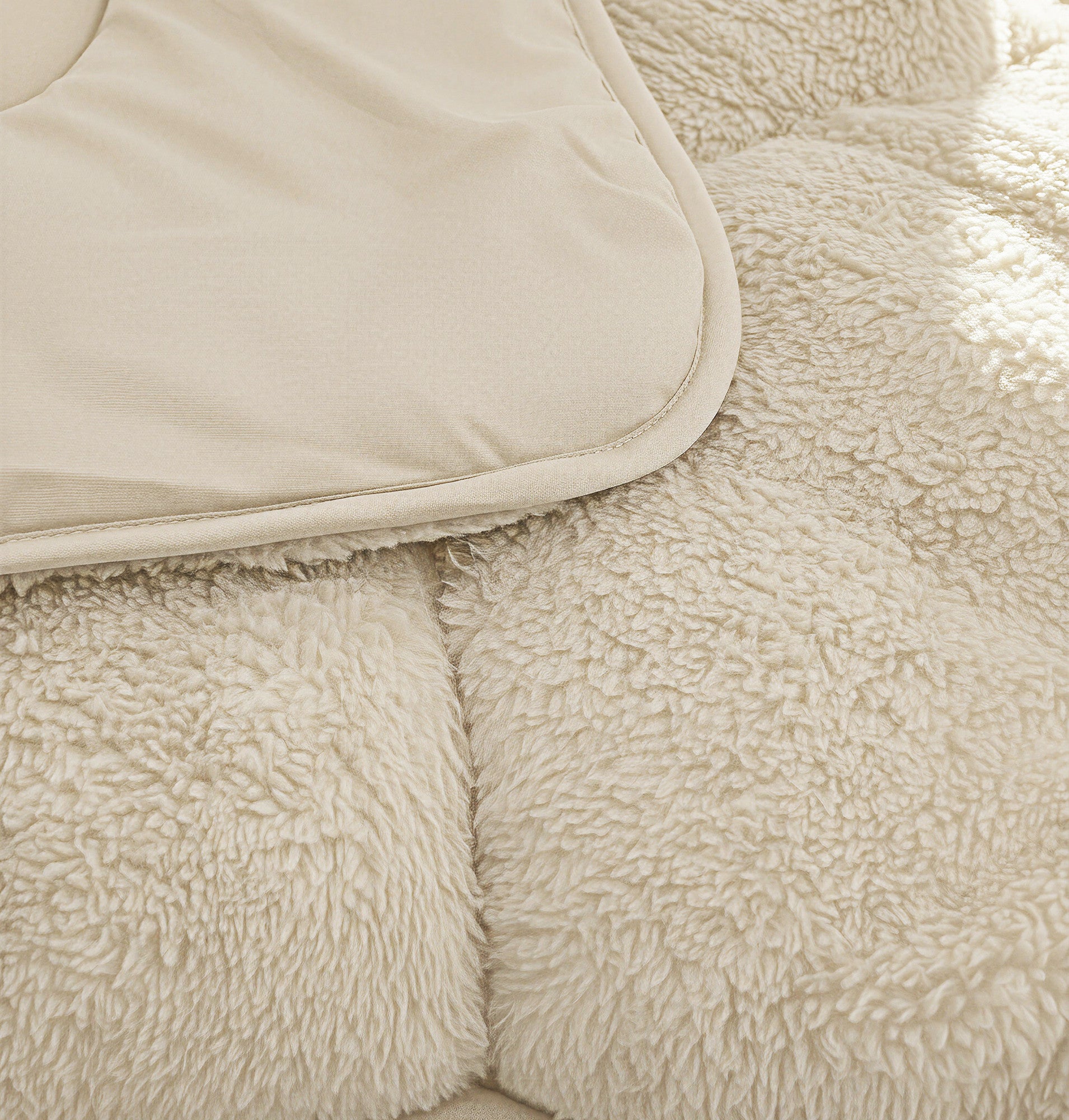 NordDream Lazy teddy-peitto 140x200 beige pörrö