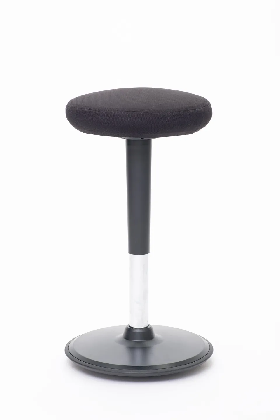 Stoo Round aktiivituoli korkea 57-86 cm musta