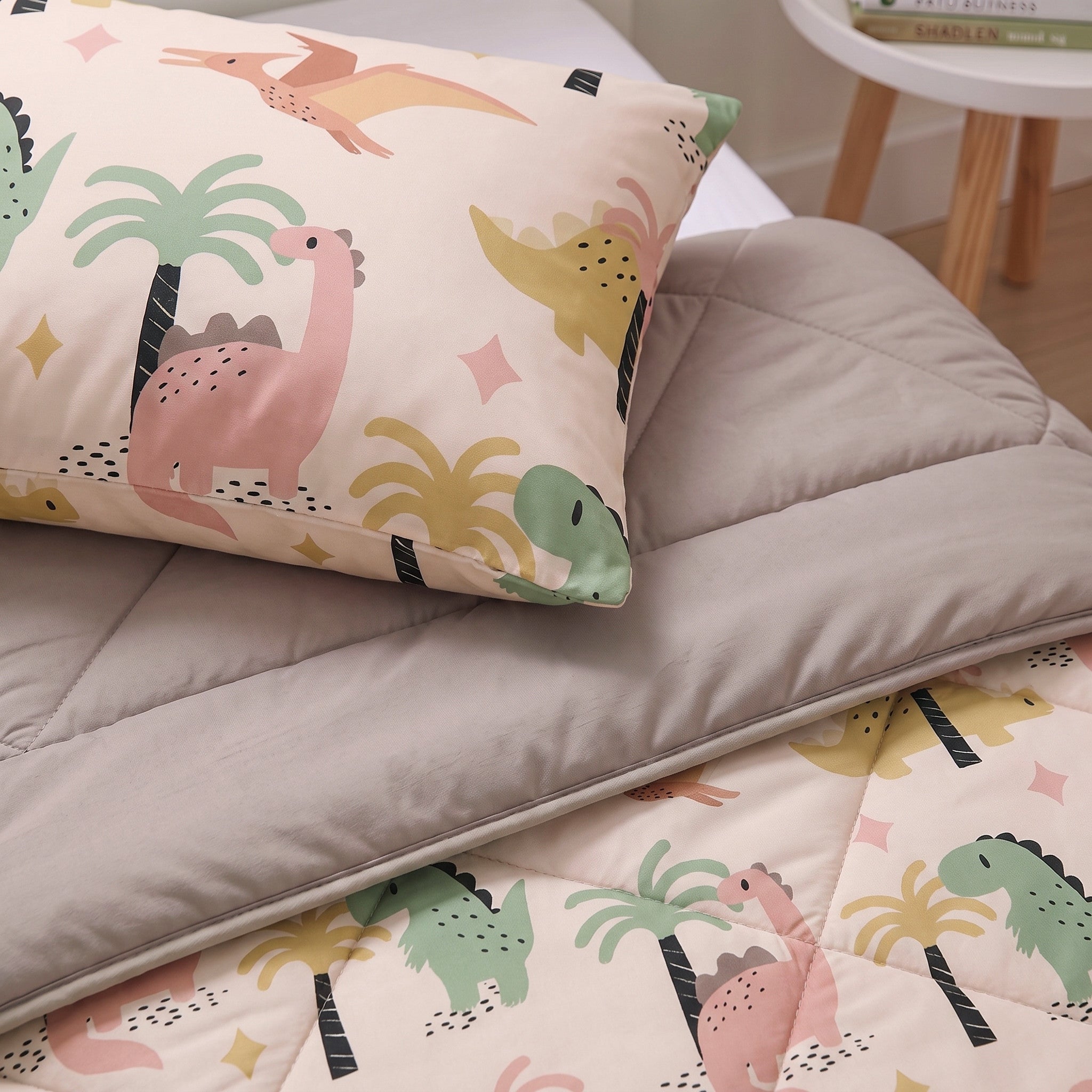 NordDream Lazy Kids peitto dino hiekka 140x200 ilman päällistä