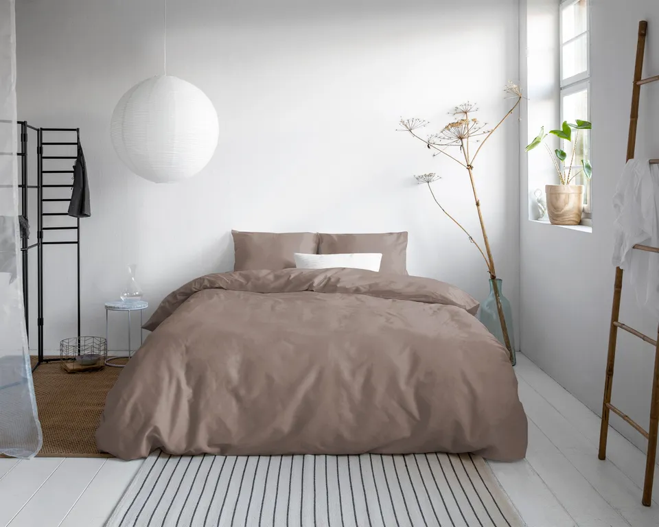 NordDream Satiini Uni pussilakana 200x200/220 taupe puuvilla