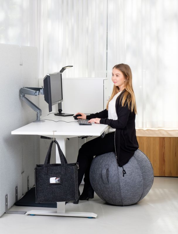 Stoo Active Ball Ø75 cm istuinpallo tummanharmaa