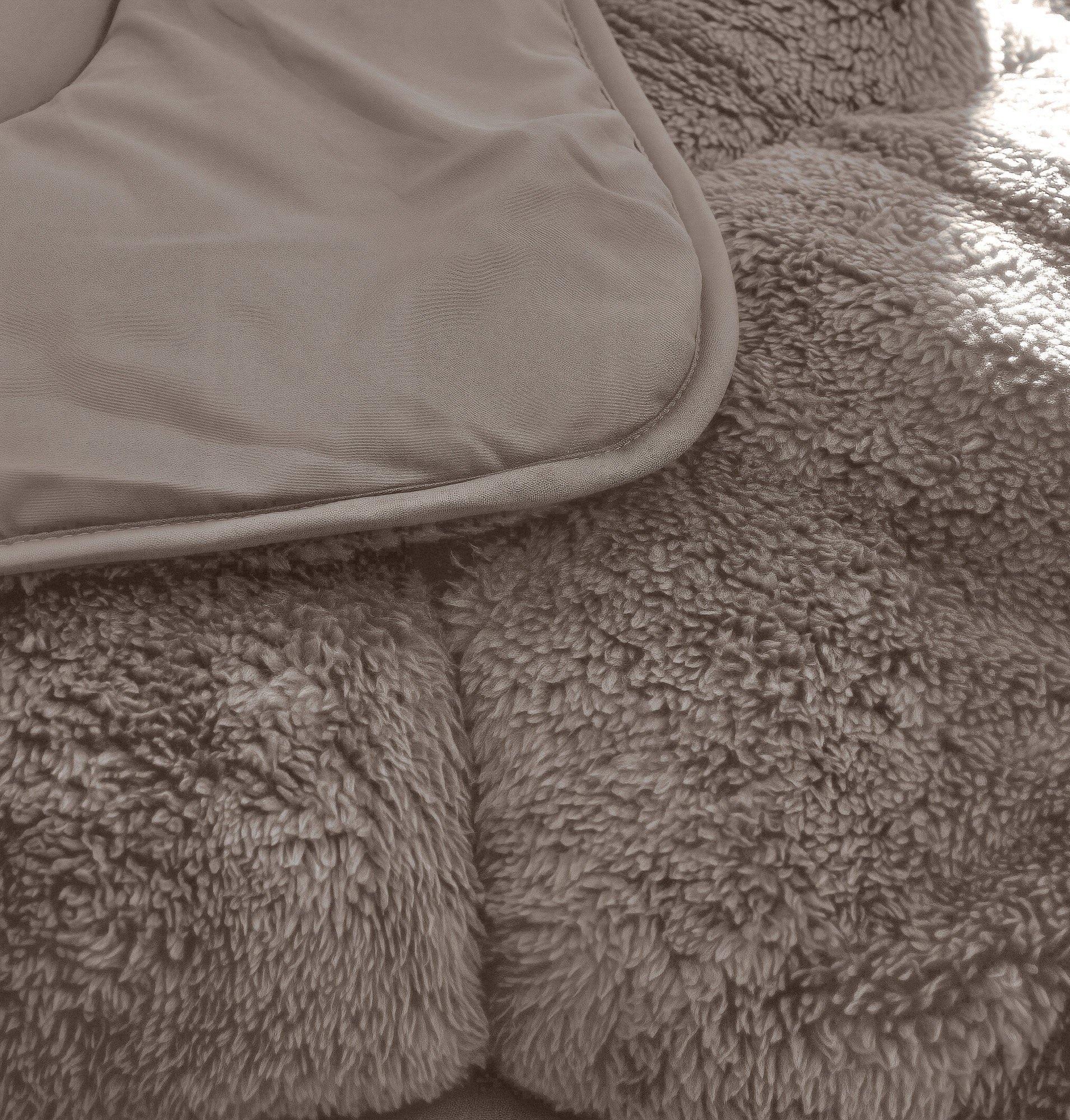 NordDream Lazy Teddy peitto 140x200 taupe/harmaa karvapeitto