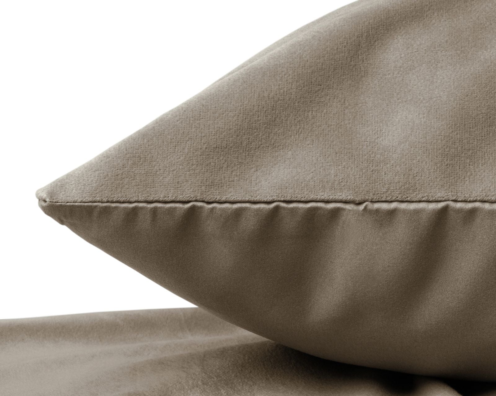 NordSleeps NordDream Velvet tyynyliinat 60x70 taupe 2-pack