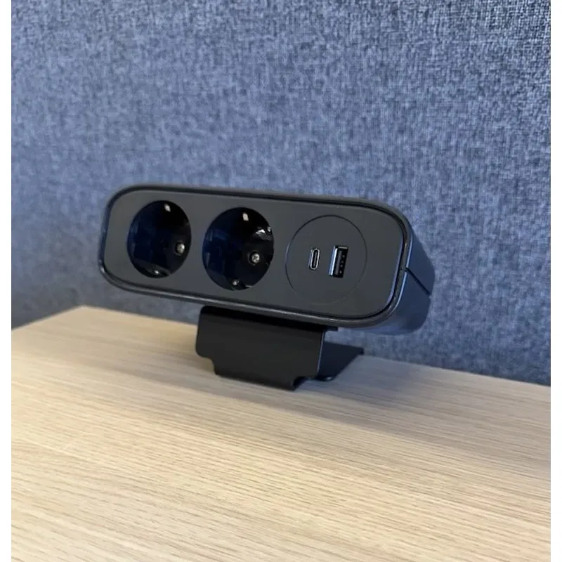 Top-Cousins TC Edge pöytäpistorasia musta USB