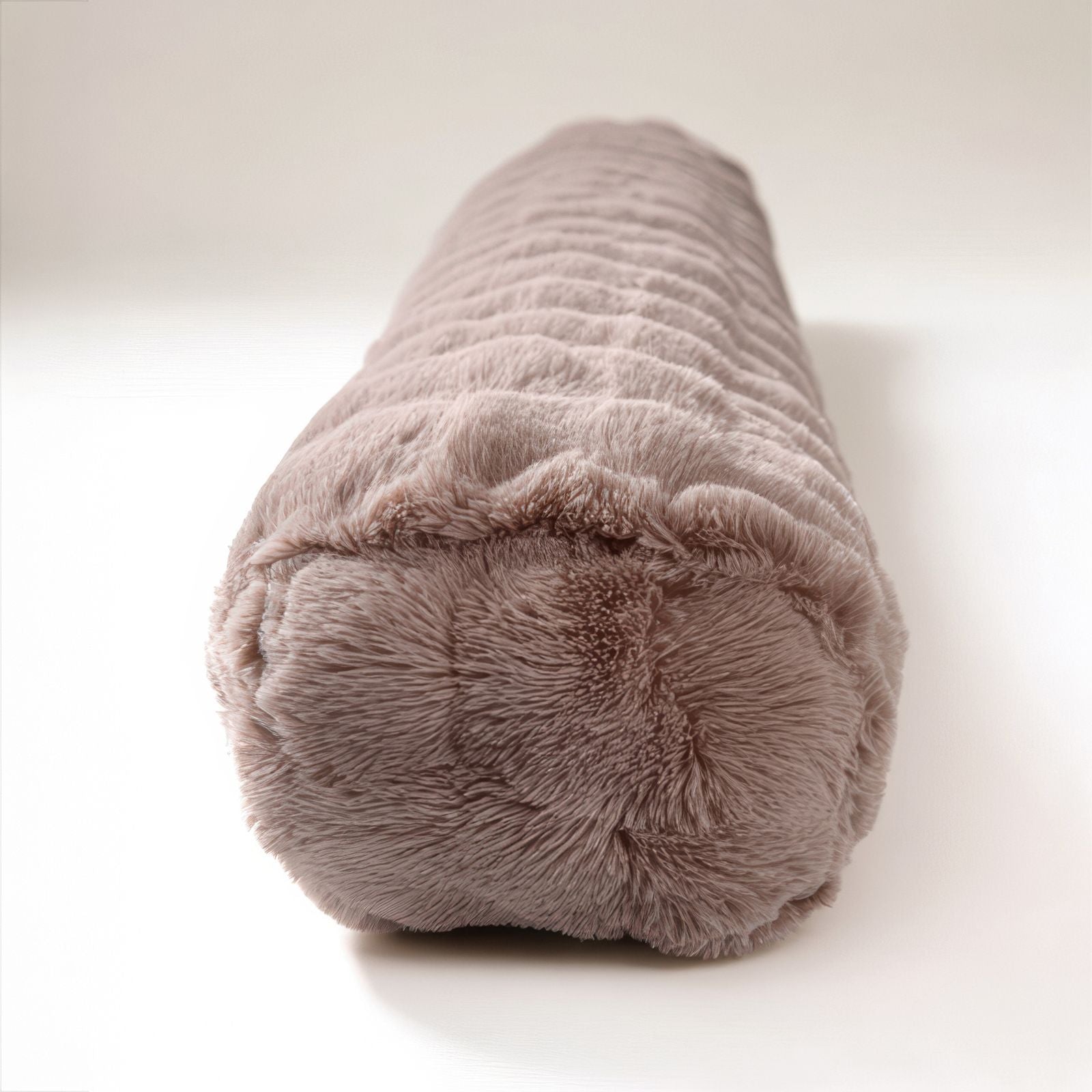 NordDream Bodypillow Pompom vartalotyyny tekoturkis taupe 140x20 cm