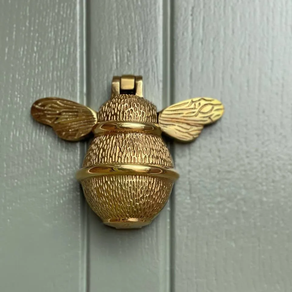 Sasus Bumble Bee ovikolkutin messinki kiiltävä