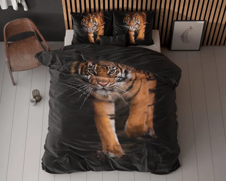 NordDream Essentials Tiger pussilakana Musta 140x200/220 kuviollinen