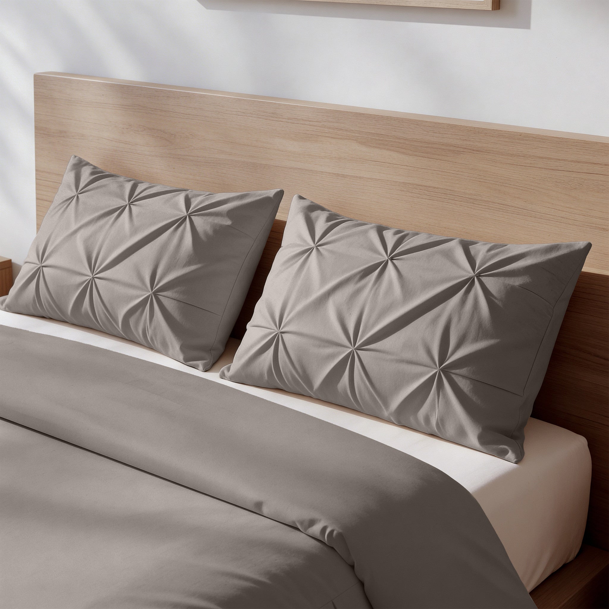 NordSleeps NordDream Fresh Border Pintuck pussilakana taupe mikrokuitu