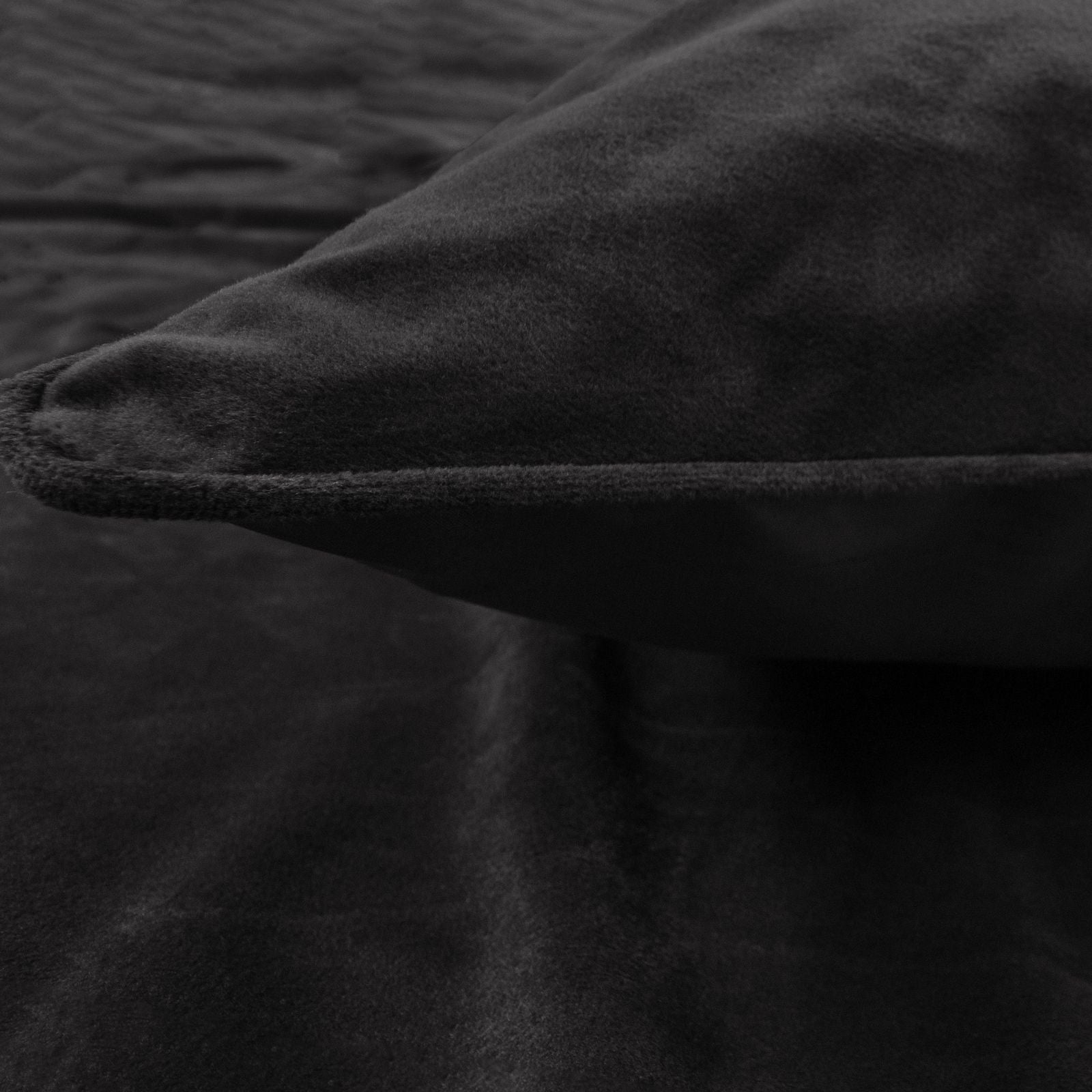 NordDream Velvet Piping pussilakana 200x220 musta sametti