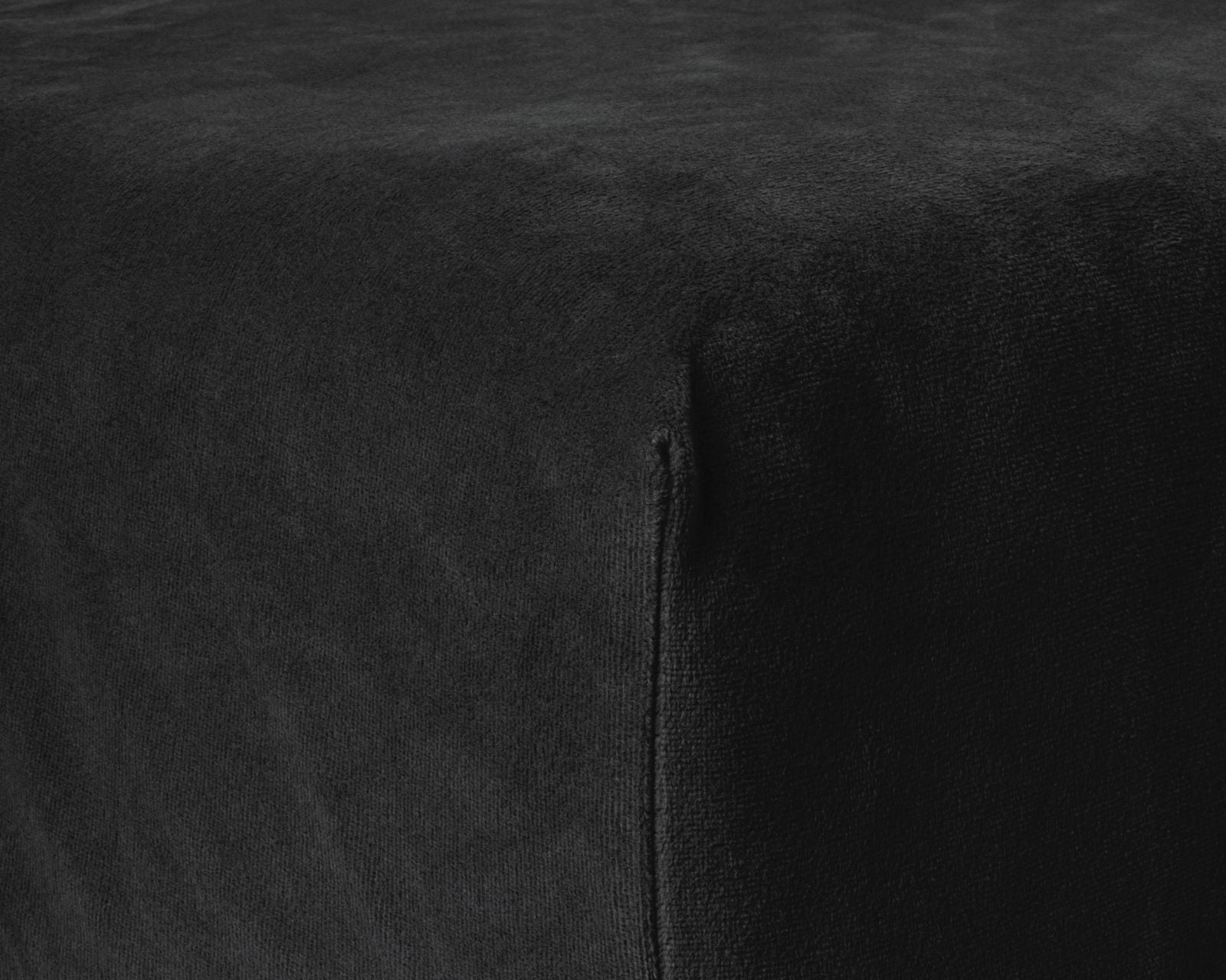 NordDream Velvet muotoonommeltu lakana musta 180x200 sametti