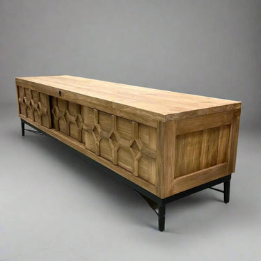Sasus Vernon TV-taso 220x45x50 cm puunvärinen