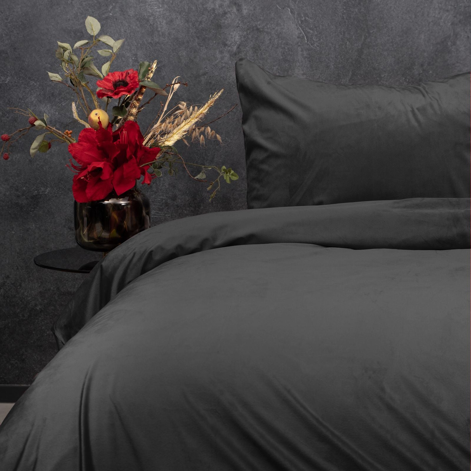 NordDream Velvet Uni Antraciet pussilakana 240x220 sametti
