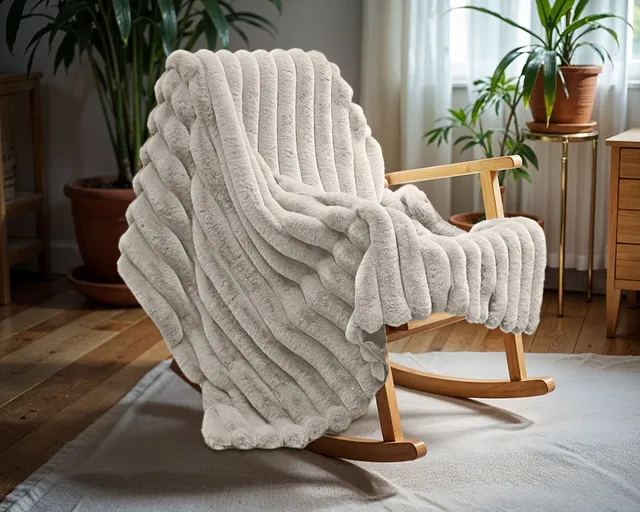 NordDream Rib Rabbit Fur torkkupeitto ecru 150x200