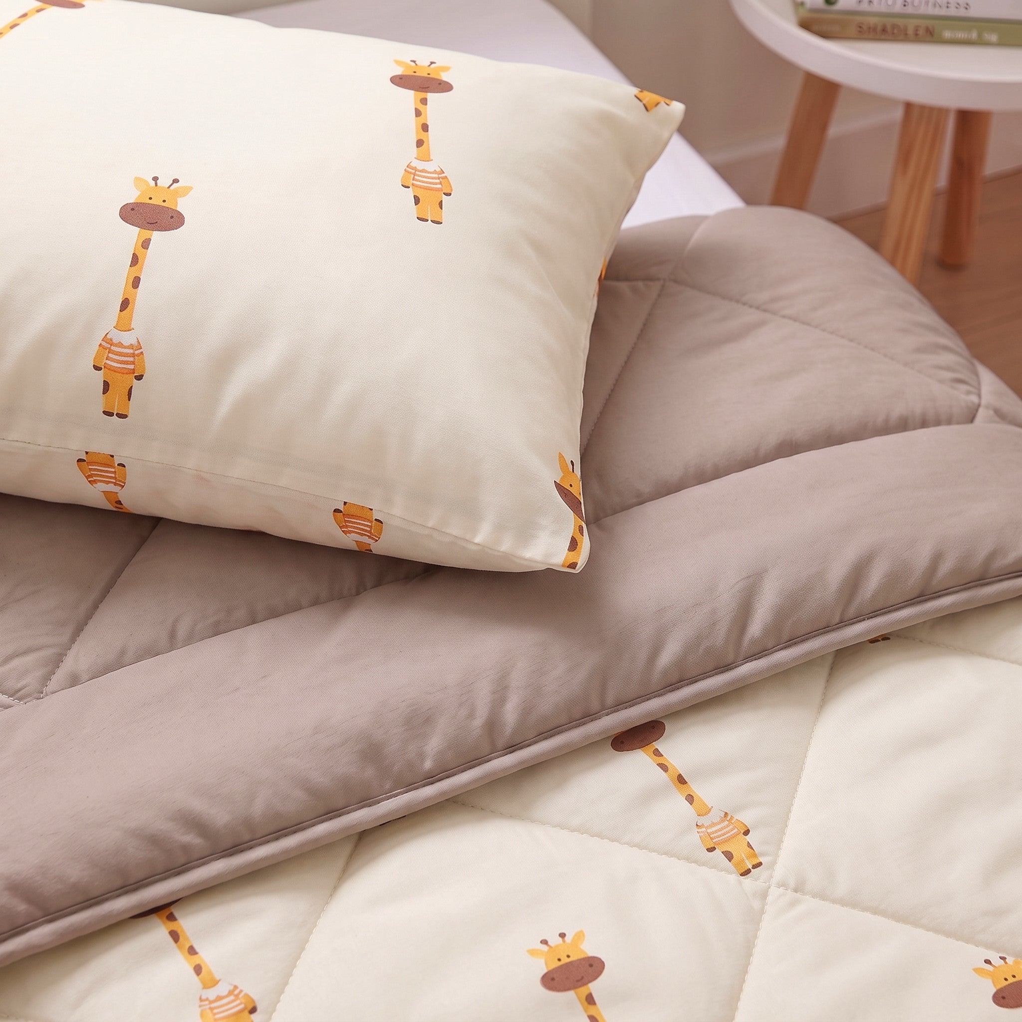 NordDream Kids peitto 140x200 beige kirahvi pestävä